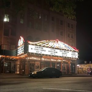 Meet your Posher, Julian